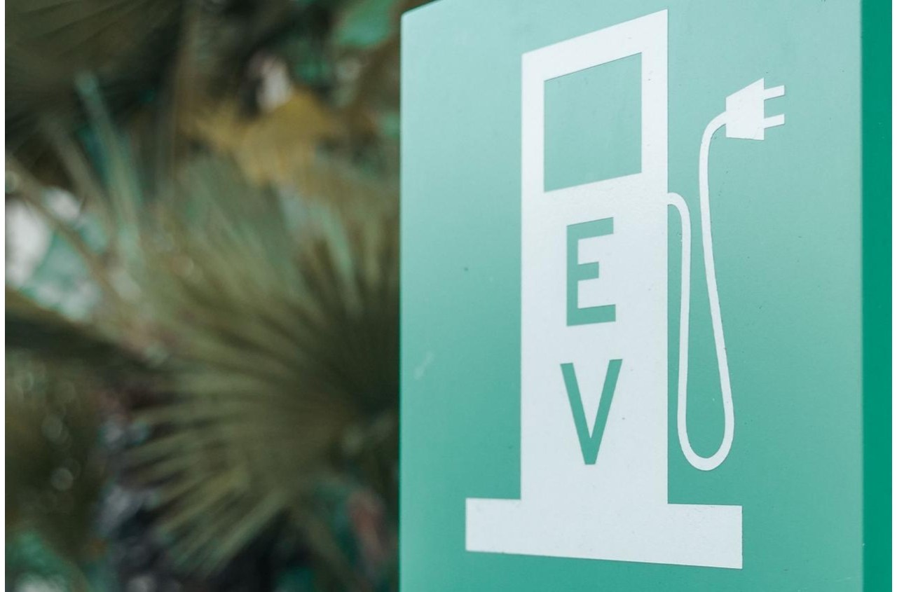 5 Automotive and Manufacturing Green Tech Driving Net-Zero